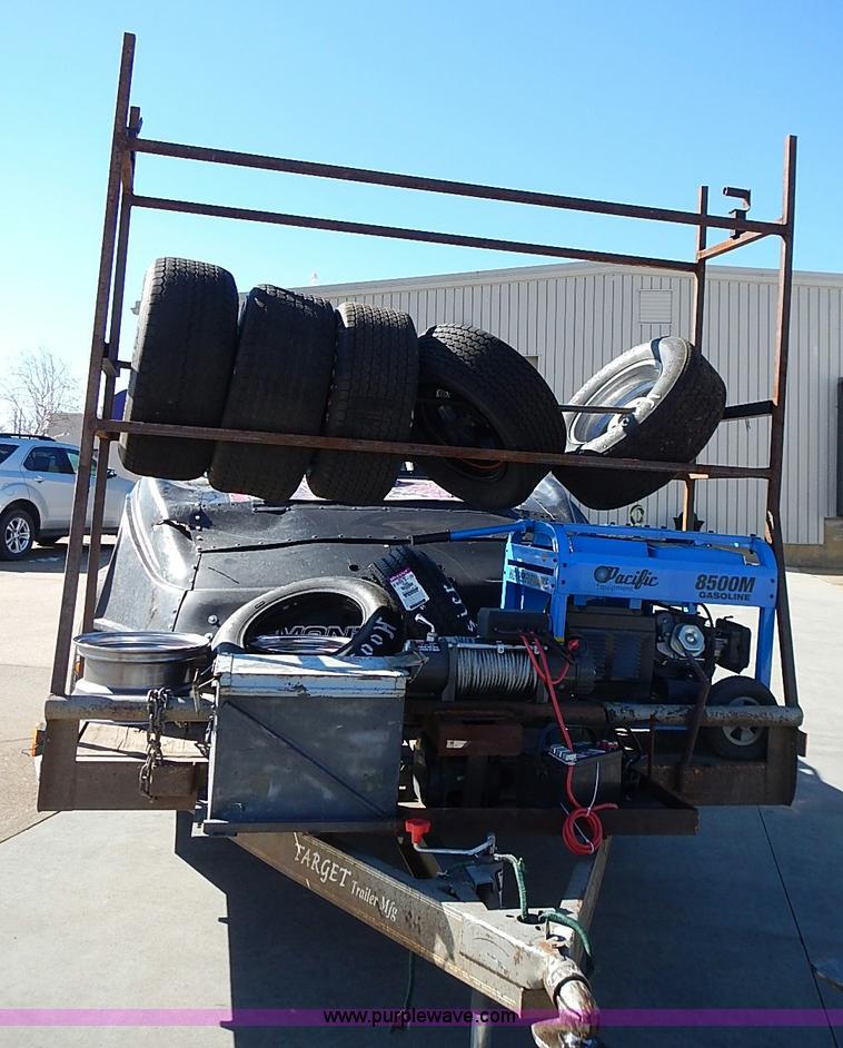 image for item I9394 Race car and trailer