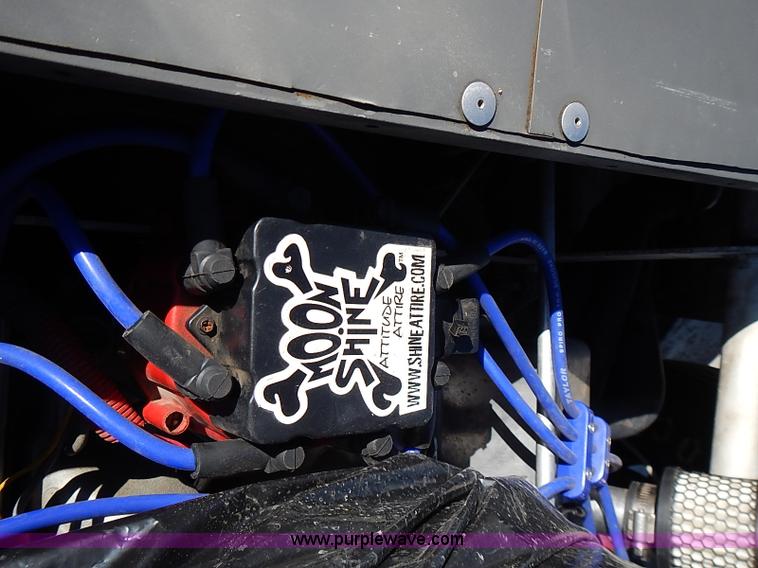 image for item I9394 Race car and trailer