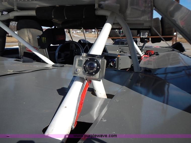 image for item I9394 Race car and trailer