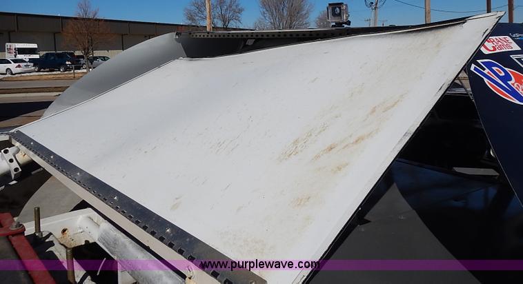 image for item I9394 Race car and trailer