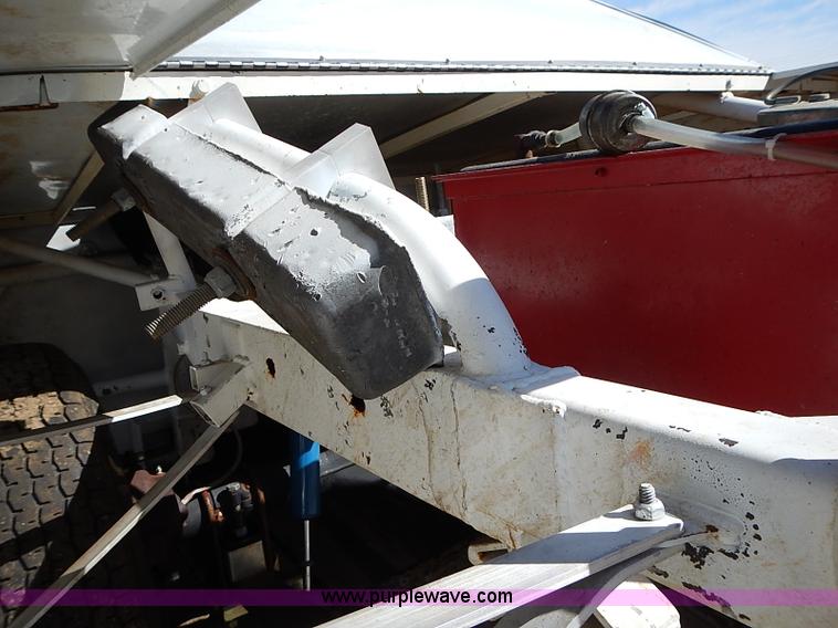 image for item I9394 Race car and trailer