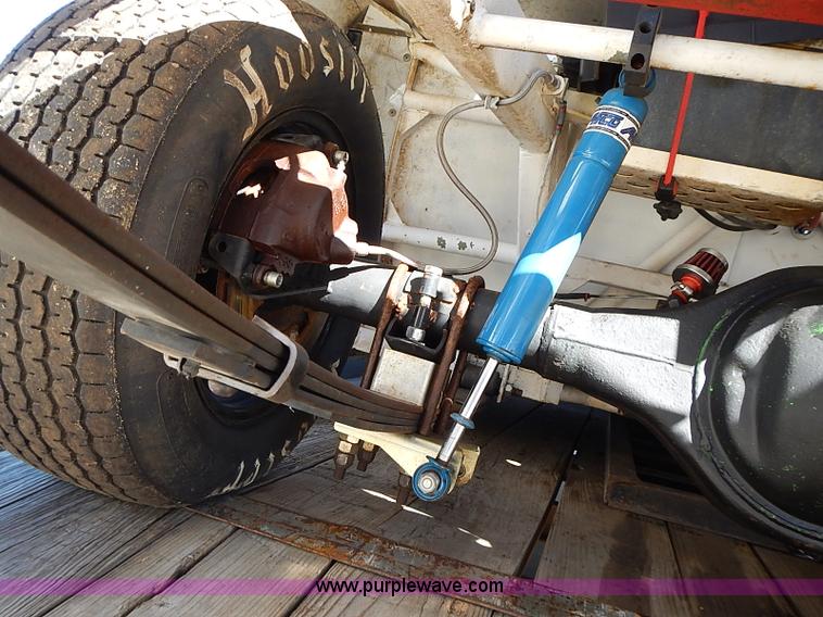 image for item I9394 Race car and trailer