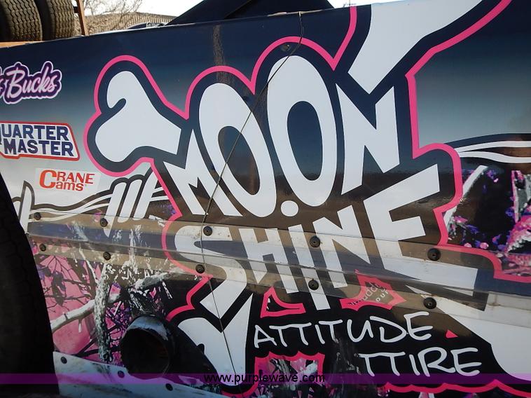 image for item I9394 Race car and trailer