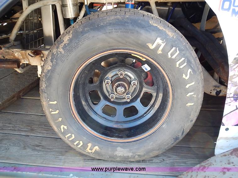 image for item I9394 Race car and trailer