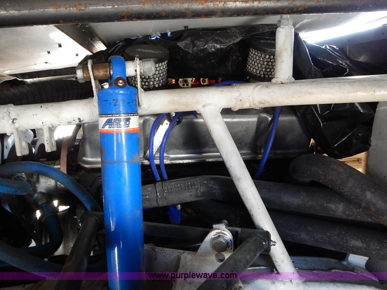 image for item I9394 Race car and trailer