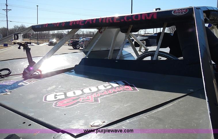 image for item I9394 Race car and trailer