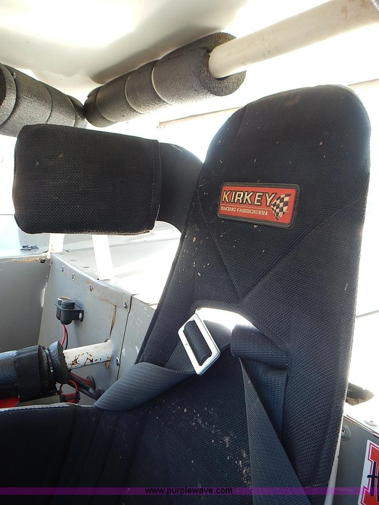 image for item I9394 Race car and trailer