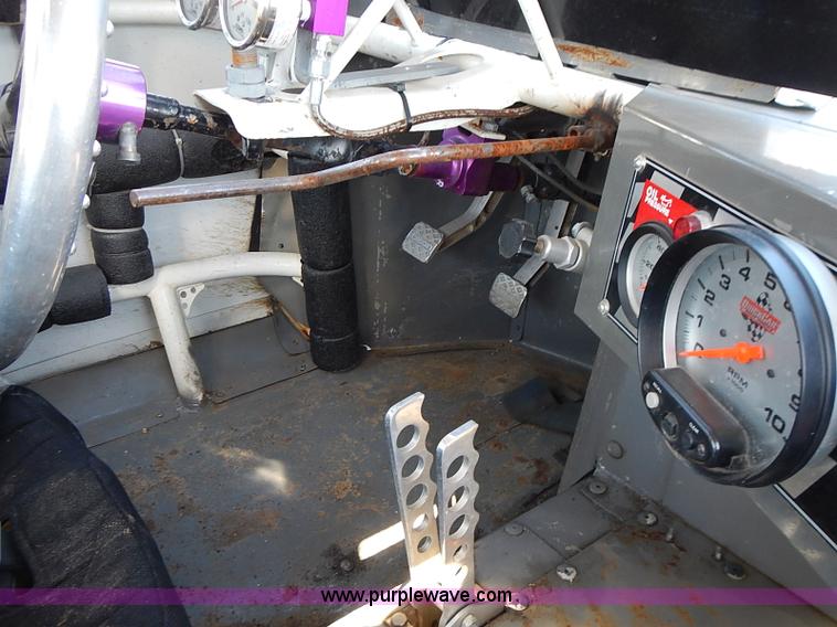 image for item I9394 Race car and trailer