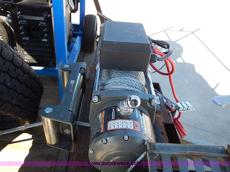 image for item I9394 Race car and trailer