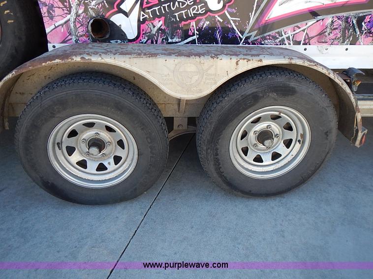 image for item I9394 Race car and trailer