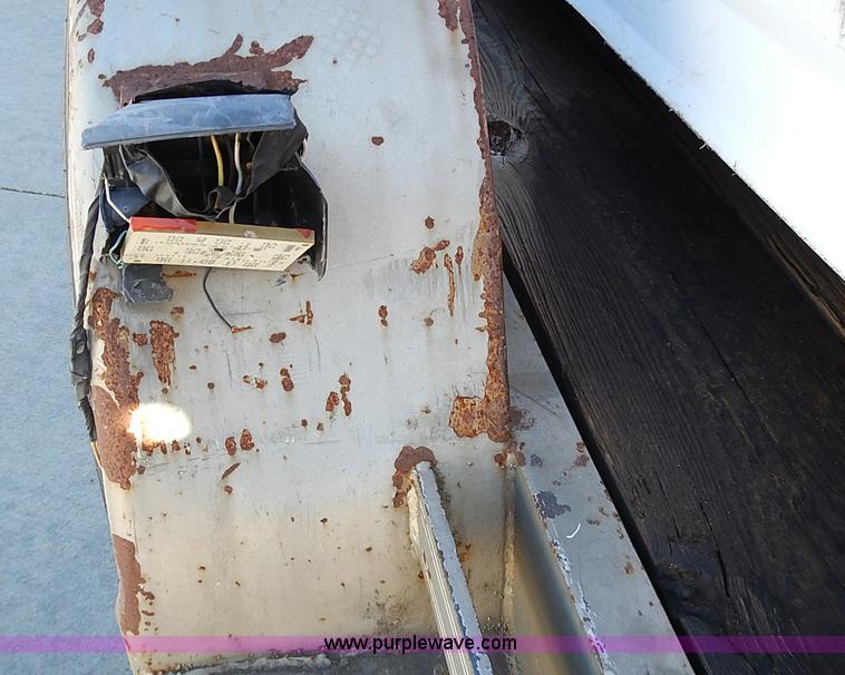 image for item I9394 Race car and trailer