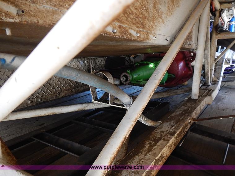 image for item I9394 Race car and trailer