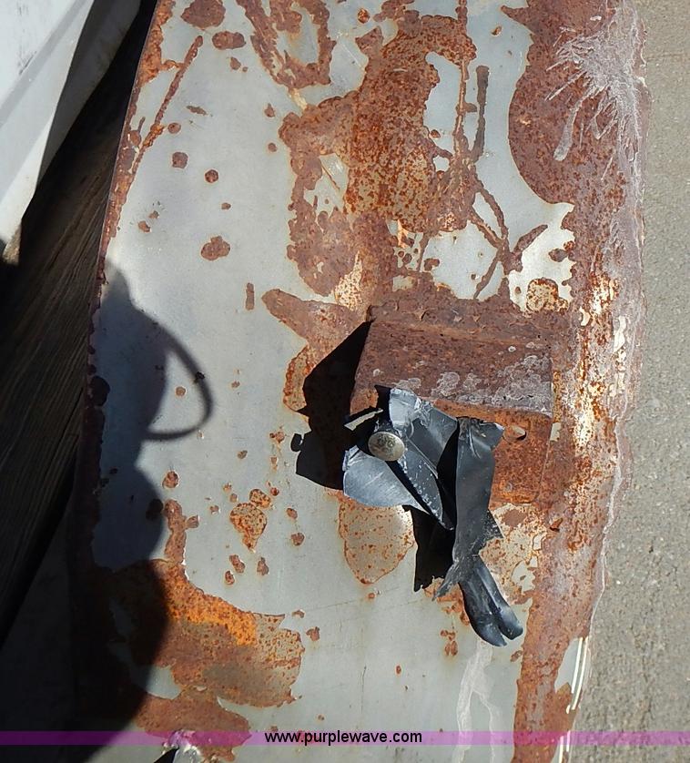 image for item I9394 Race car and trailer