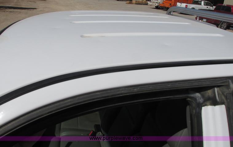 image for item I9749 2006 Ford F150 XL pickup truck