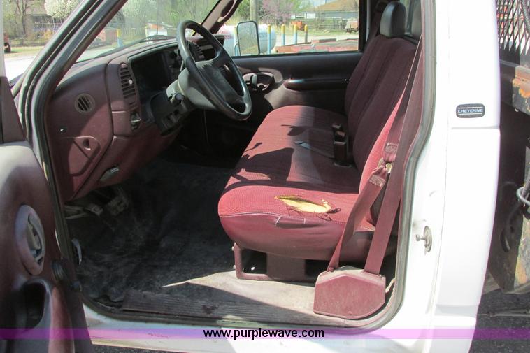 image for item I9750 1998 Chevrolet Cheyenne 3500 flatbed pickup truck