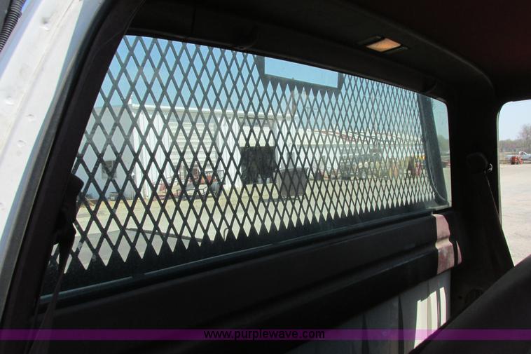 image for item I9750 1998 Chevrolet Cheyenne 3500 flatbed pickup truck