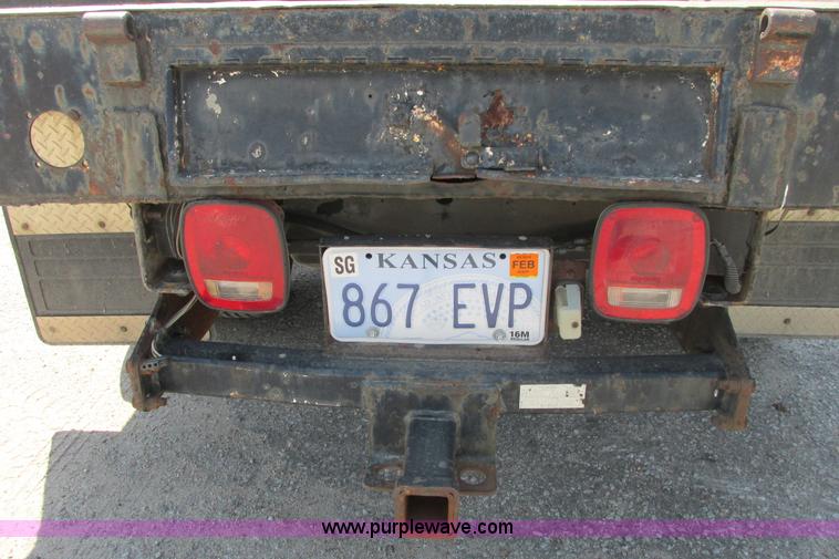 image for item I9750 1998 Chevrolet Cheyenne 3500 flatbed pickup truck