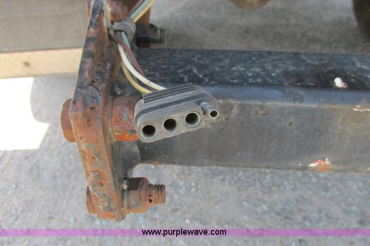 image for item I9750 1998 Chevrolet Cheyenne 3500 flatbed pickup truck