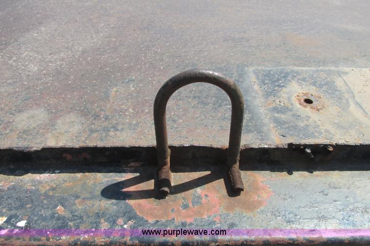 image for item I9750 1998 Chevrolet Cheyenne 3500 flatbed pickup truck