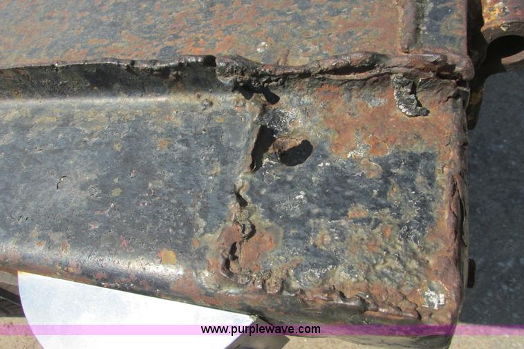 image for item I9750 1998 Chevrolet Cheyenne 3500 flatbed pickup truck