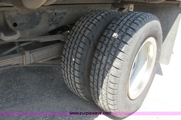 image for item I9750 1998 Chevrolet Cheyenne 3500 flatbed pickup truck