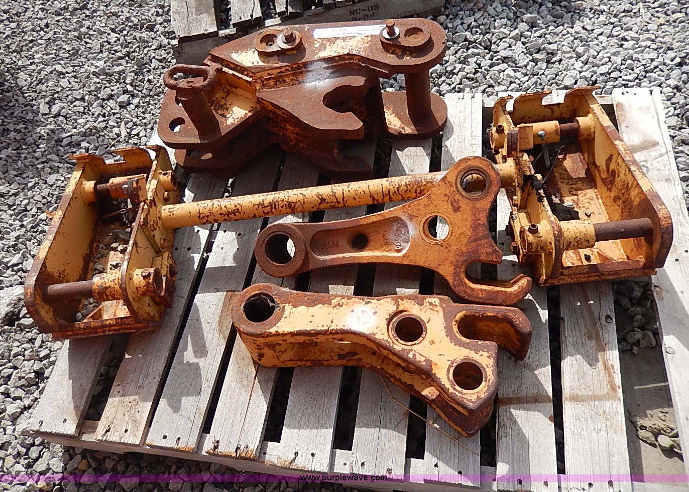 Case backhoe parts in Olathe, KS Item AM9420 sold Purple Wave