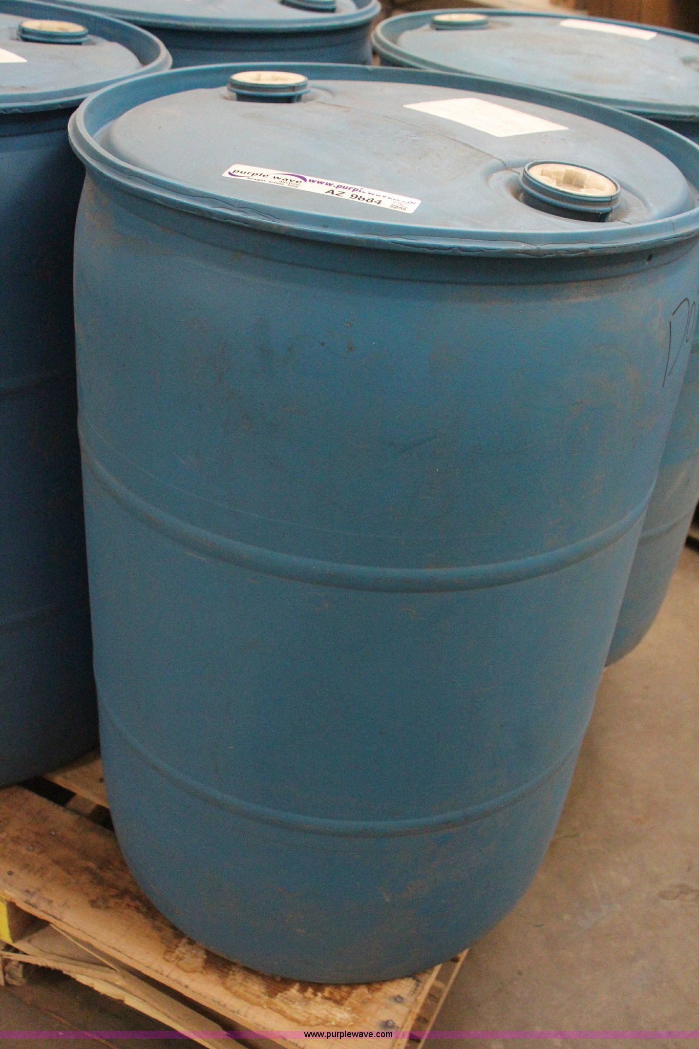 55 gallon drum DOT 4T brake fluid in Olathe, KS Item AZ9884 sold Purple Wave