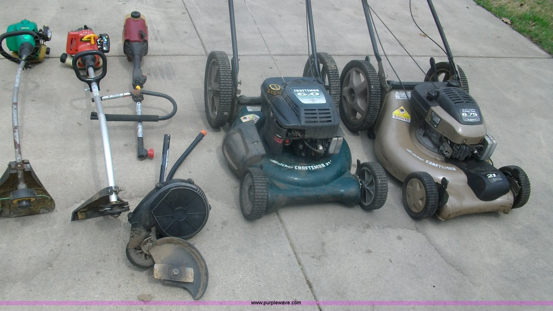 Assorted lawn and garden equipment in Wamego, KS Item C1942 sold