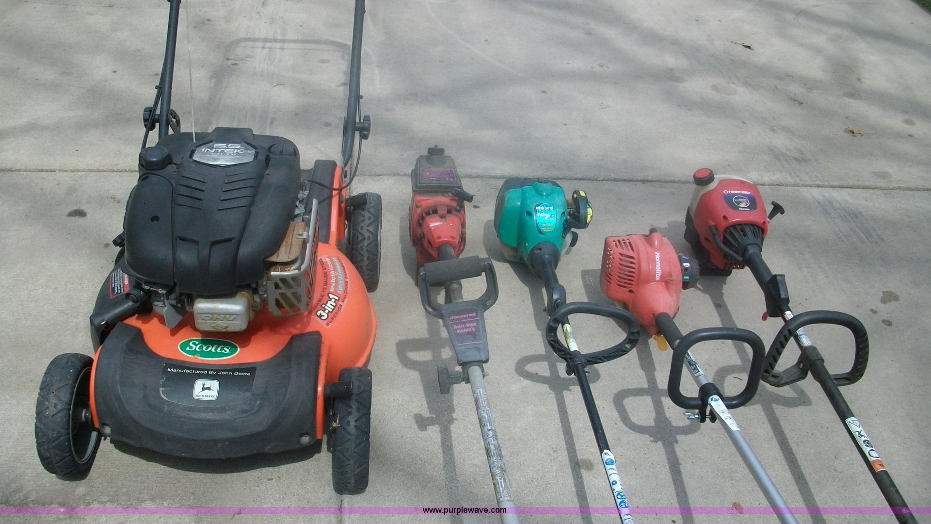 Assorted lawn and garden equipment in Wamego, KS Item C1944 sold