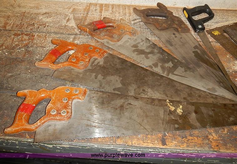 image for item AC9132 Assorted hand tools
