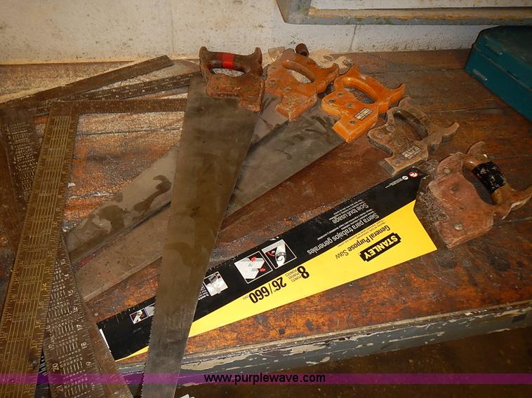 image for item AC9132 Assorted hand tools