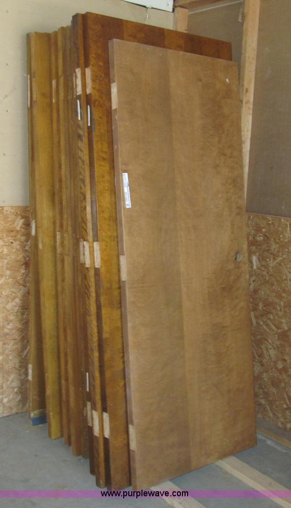 image for item AQ9865 (16) solid wood doors