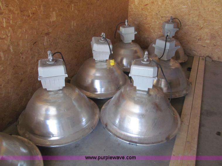 image for item AQ9866 (11) GE lighting system ceiling lamps