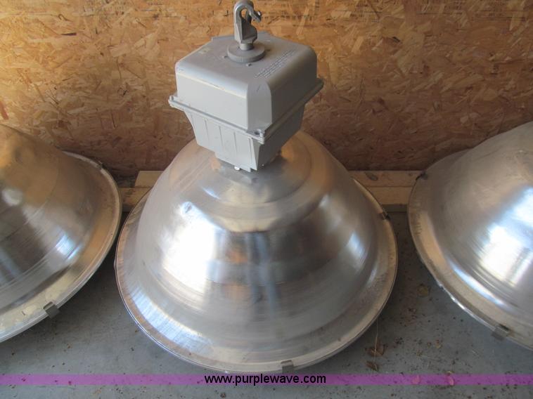 image for item AQ9866 (11) GE lighting system ceiling lamps