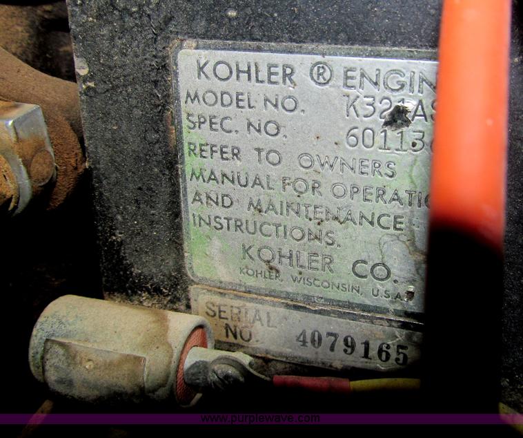 image for item AQ9867 1972 John Deere 140 lawn tractor