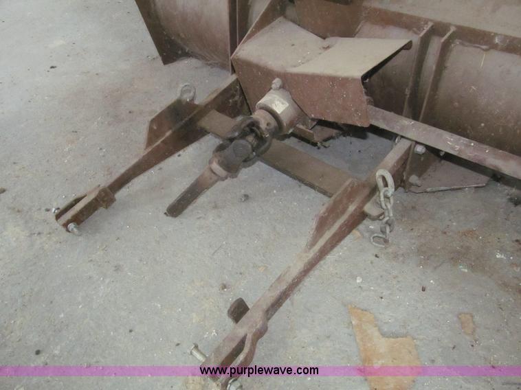 image for item AQ9868 Grasshopper M412 snowthrower attachment