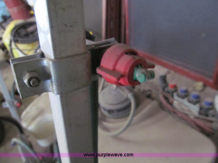 image for item AQ9869 Artic Cat 20 gallon spray tank