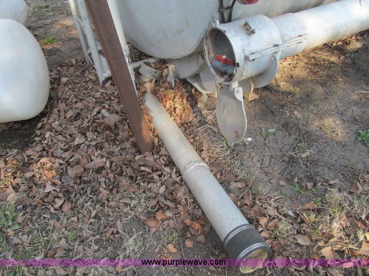 image for item AQ9873 Truck mounted insulated aluminum outer tank