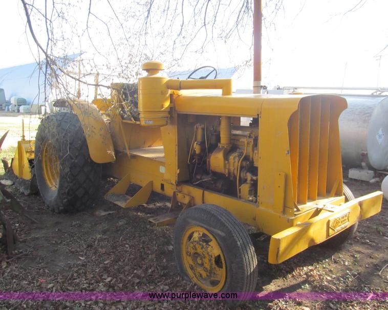 image for item AQ9874 1962 Pettibone Wood 730 Speedmixer tractor