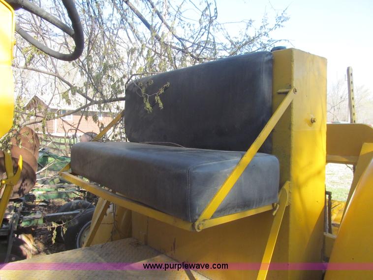 image for item AQ9874 1962 Pettibone Wood 730 Speedmixer tractor