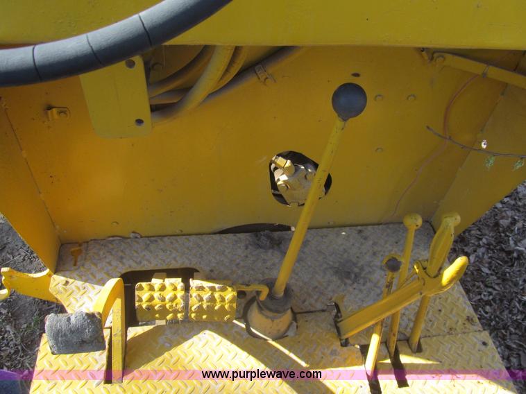 image for item AQ9874 1962 Pettibone Wood 730 Speedmixer tractor