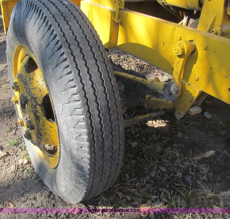 image for item AQ9874 1962 Pettibone Wood 730 Speedmixer tractor