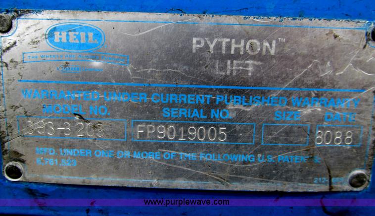 image for item AR9002 Heil Python 093-3209 side loader