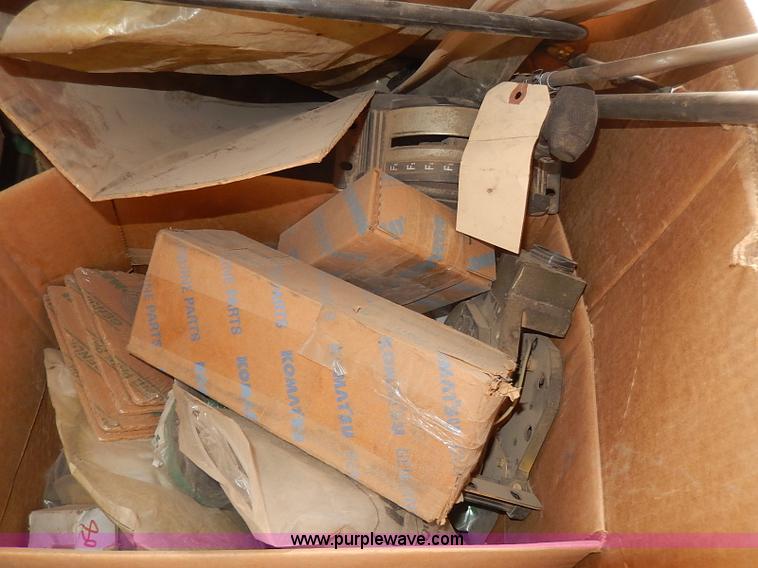 image for item AX9039 Assorted automotive and equipment parts and tools