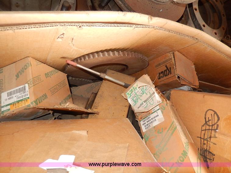 image for item AX9039 Assorted automotive and equipment parts and tools