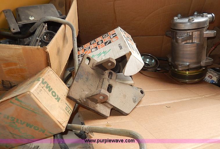 image for item AX9039 Assorted automotive and equipment parts and tools