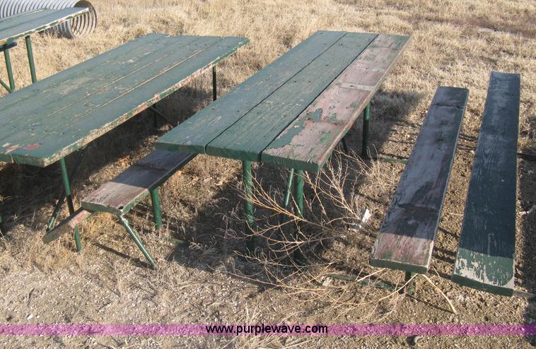 image for item AX9865 (4) picnic tables