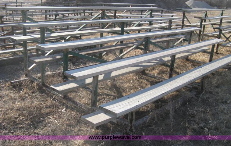 image for item AX9867 Outdoor bleacher