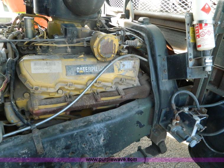 image for item AZ9175 1990 Ford C8000 catering truck