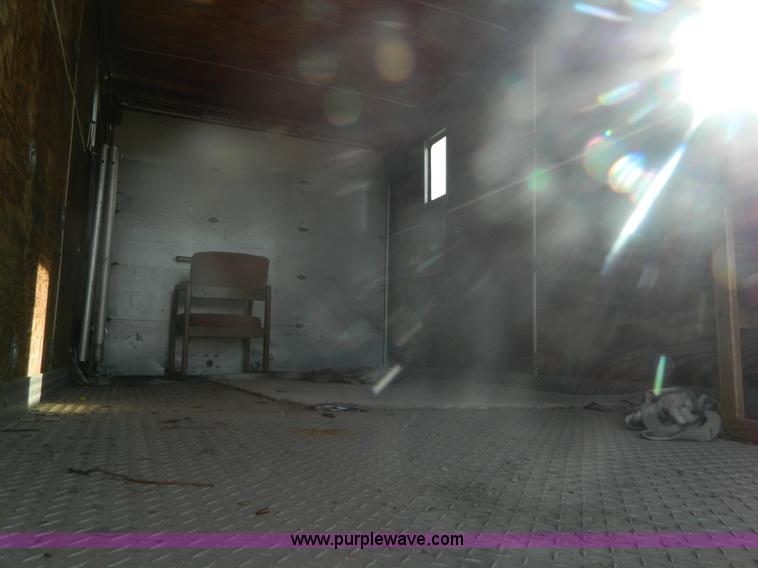 image for item AZ9175 1990 Ford C8000 catering truck